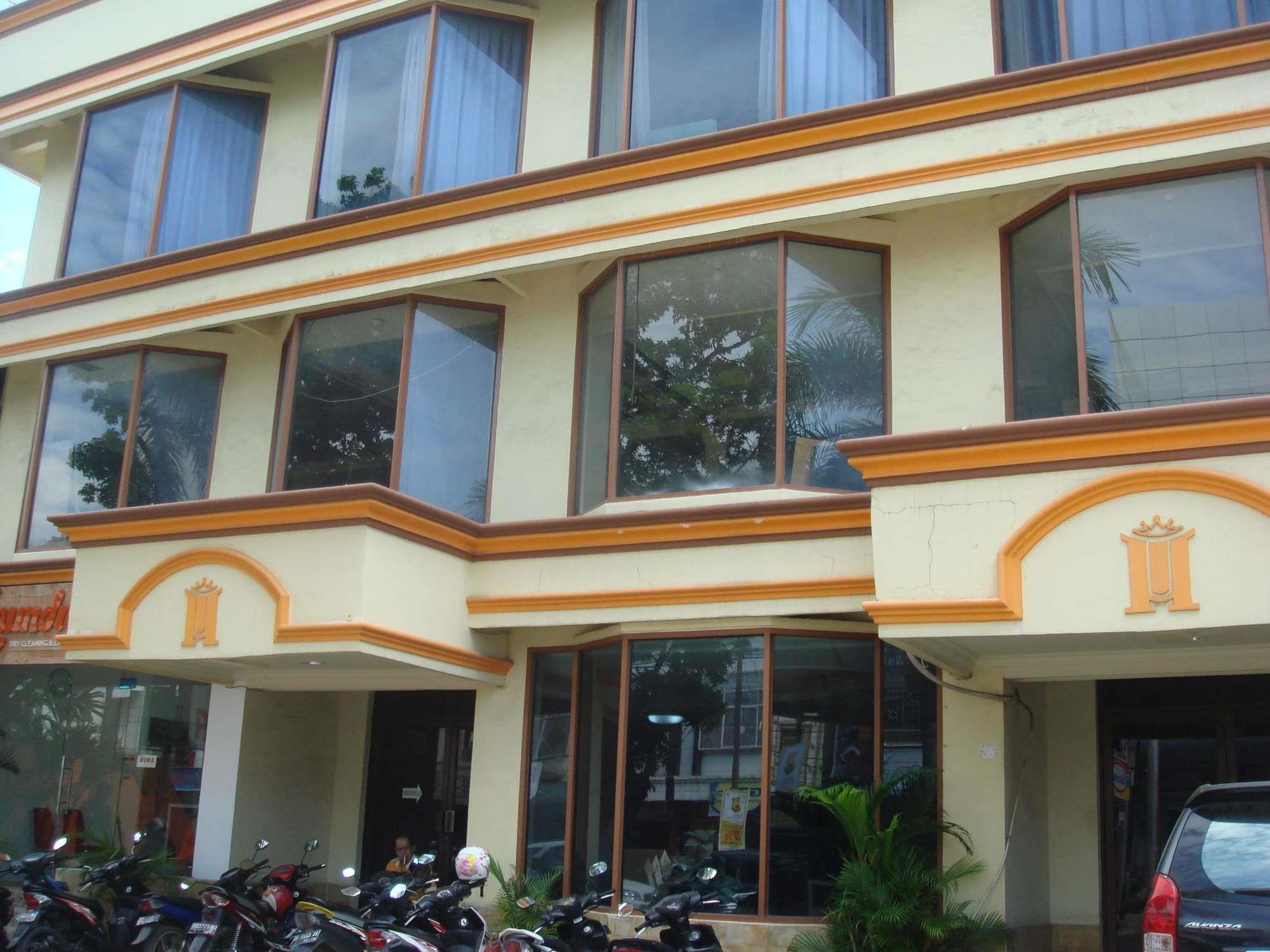 Hotel Istana Makassar Exterior foto