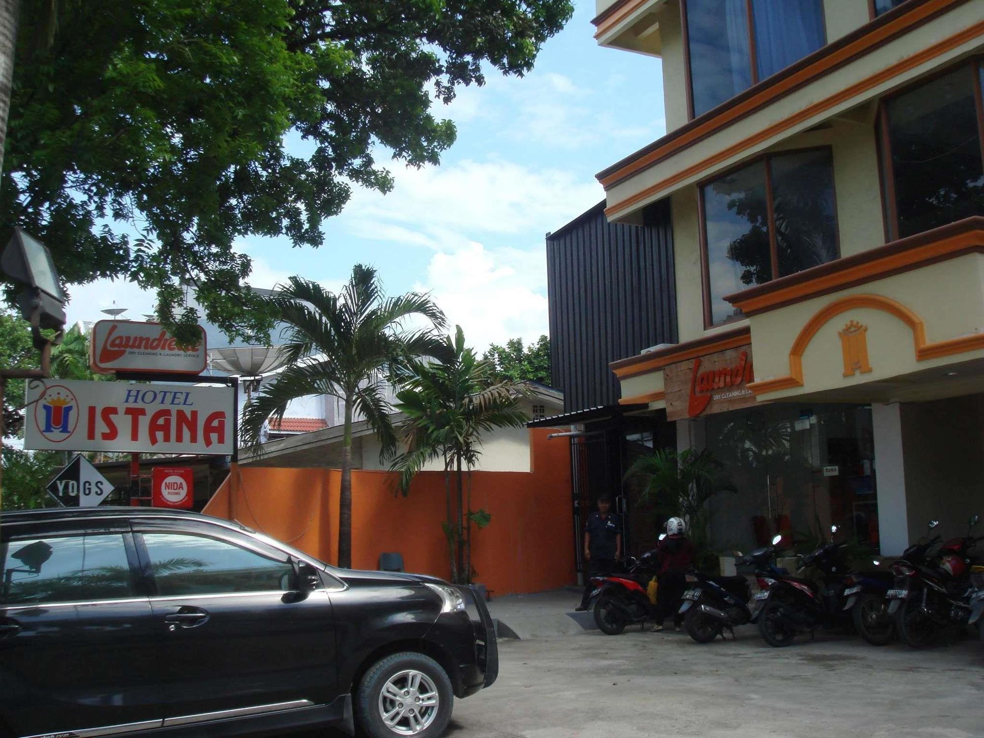 Hotel Istana Makassar Exterior foto